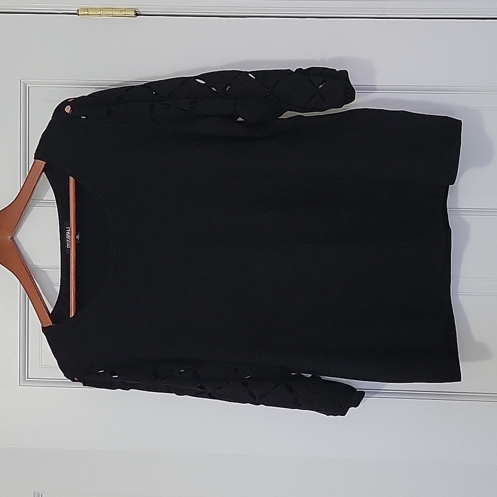 Roz & Ali Black Sweater